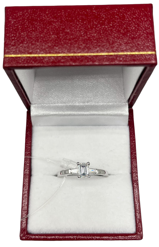 0.40 Carat Baguette-Cut Diamond Ring in 18ct White Gold