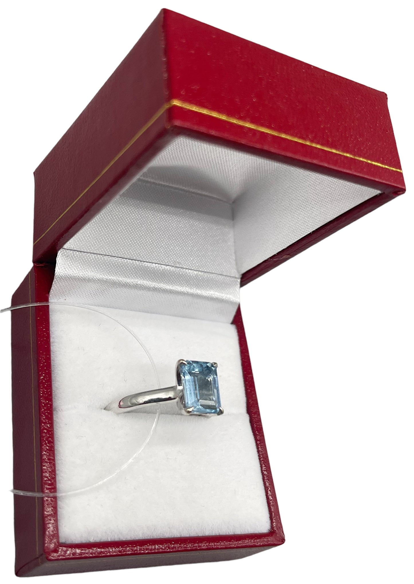 Aquamarine 1.80ct Single-Stone Ring in 18ct White Gold by Mappin & Webb